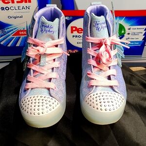 Girl size 2 Twinkle wishes Skechers purple pink blue